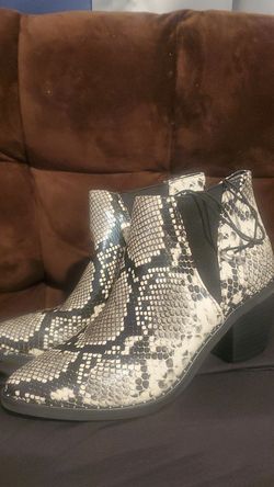 beautiful print brand new