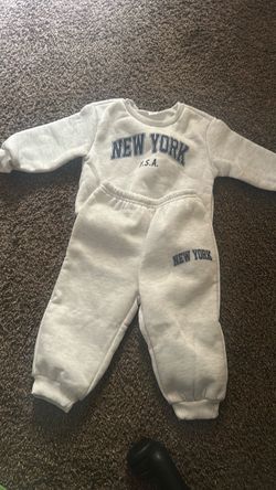 New York USA Crewneck Sweatshirt – Size [Size]