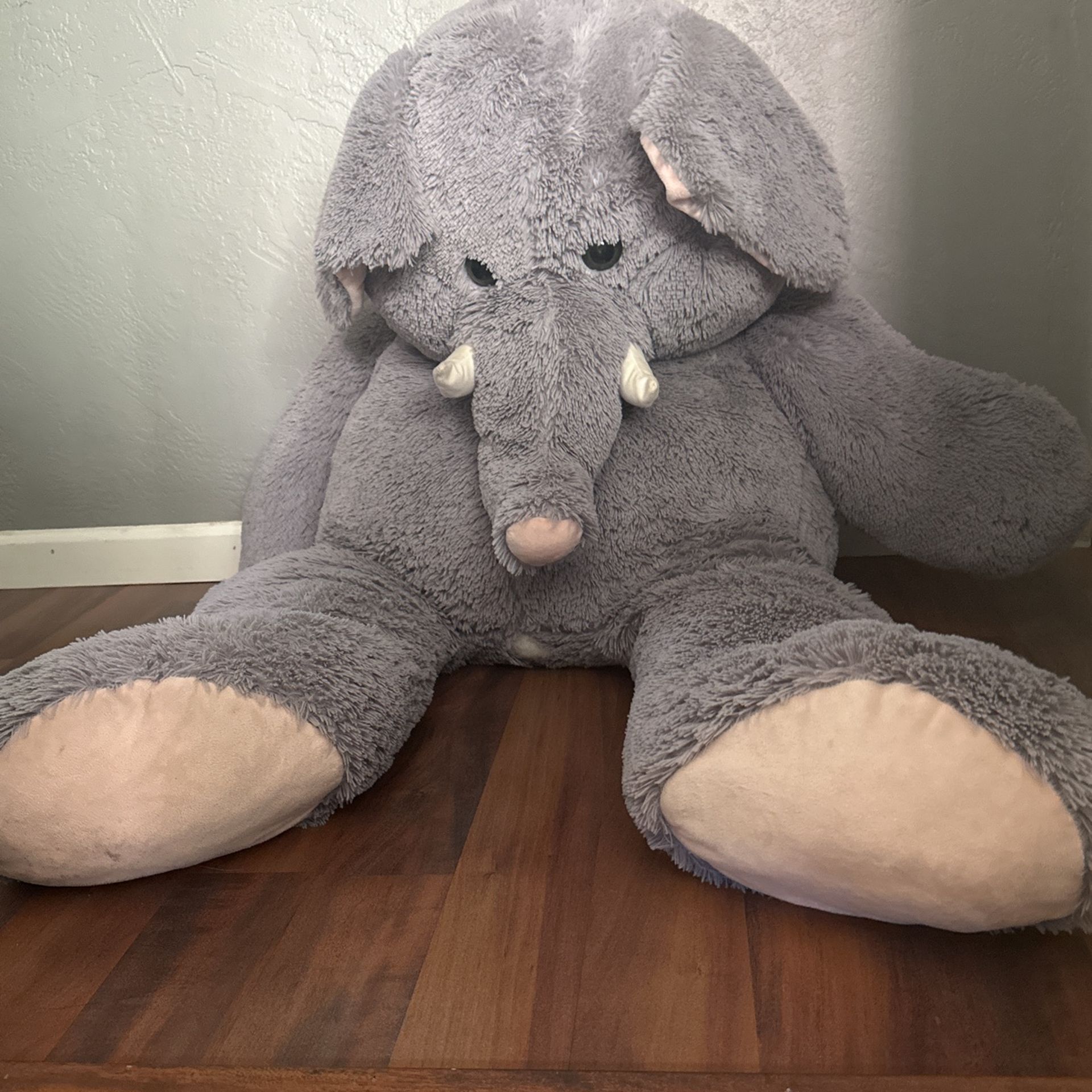 Giant Elephant