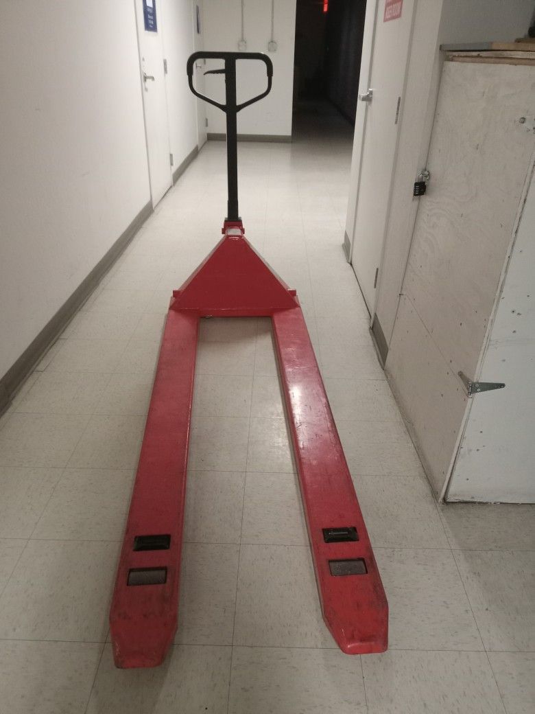 Manual Pallet Jack