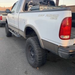 Ford F150 4x4 Lariat