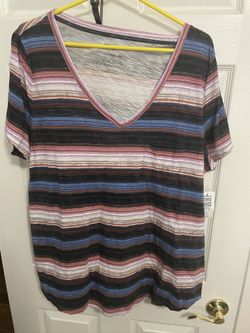 T- Shirt *NEW* w/tags Torrid Size 1- Plus Size