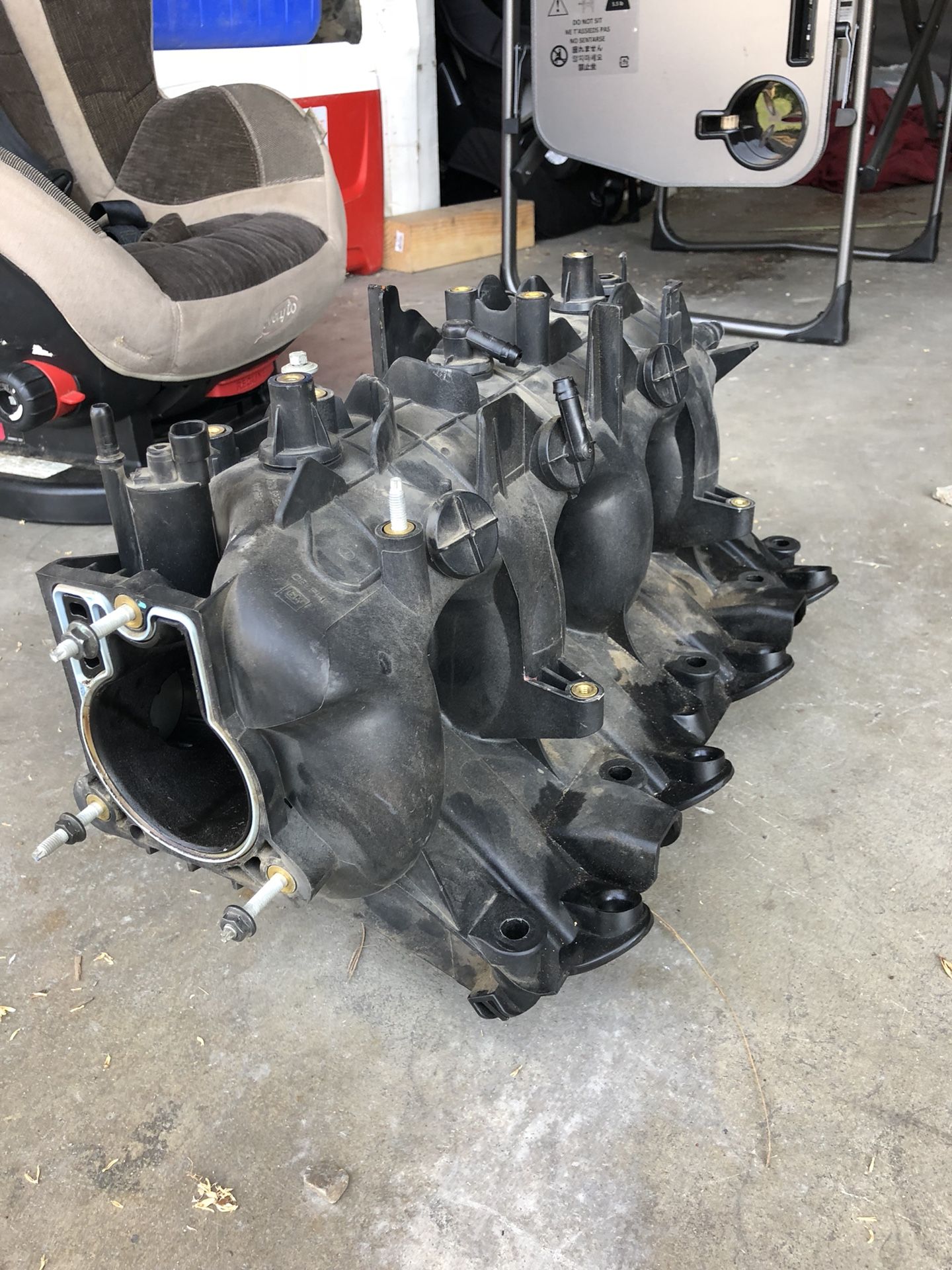 99-02 Chevy Silverado intake manifold
