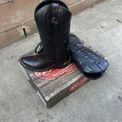 Laredo Boots Size 9