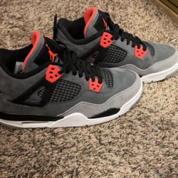 infared 4s 5.5y/6.5-7 woman’s 