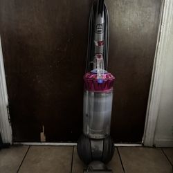 Dyson Vacum