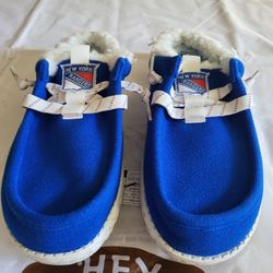 *NEW* Hey Dude NHL New York Rangers Slipper Loafer Blue and White Size Men's 10