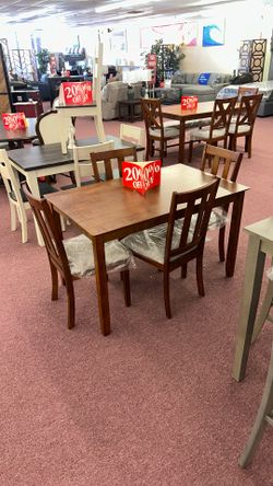 💥HUGE Blowout Furniture Sale!💥 Brand New Table W/ 4 Chairs! $50 Down Takes It Home Today!