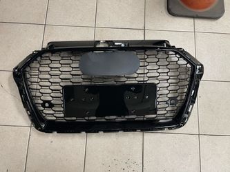 Audi RS 3 Grill 17’-19’