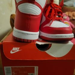 Nike Dunks
