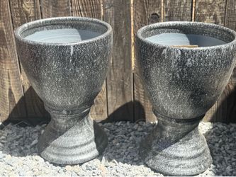 2x75 Mexican clay planters or $40 each