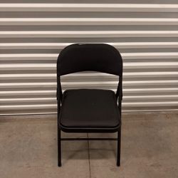 Black Folding Chairs – Set of 5