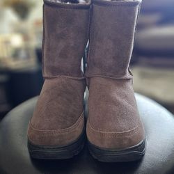 Koalabi Australia CHOCOLATE Short Terrain Boots – Women’s Size 8 – New