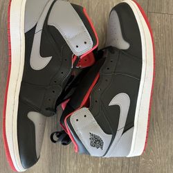 Jordan 1 Mid top Brand New Size 13