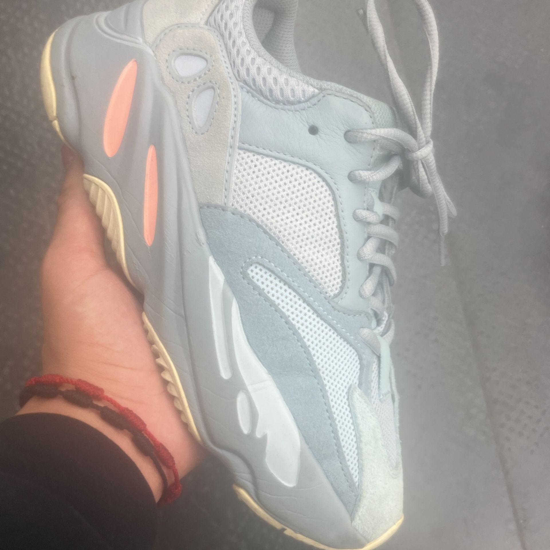 YEEZY 700 BOOST INERTIA SIZE