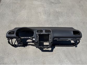 2010-2014 Volkswagen Jetta Wagon Golf Dash Board Panel