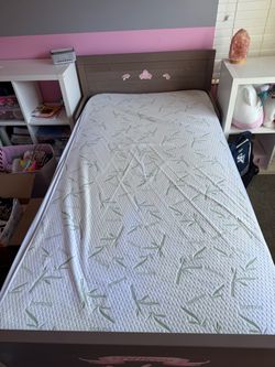 IKEA Sundvik bed frame  and matching dresser-need gone asap
