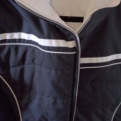 Reversible Women's Ski Vest Blue And White Never Worn Brand New ski vest M With Zipper Pockets Inside And Out