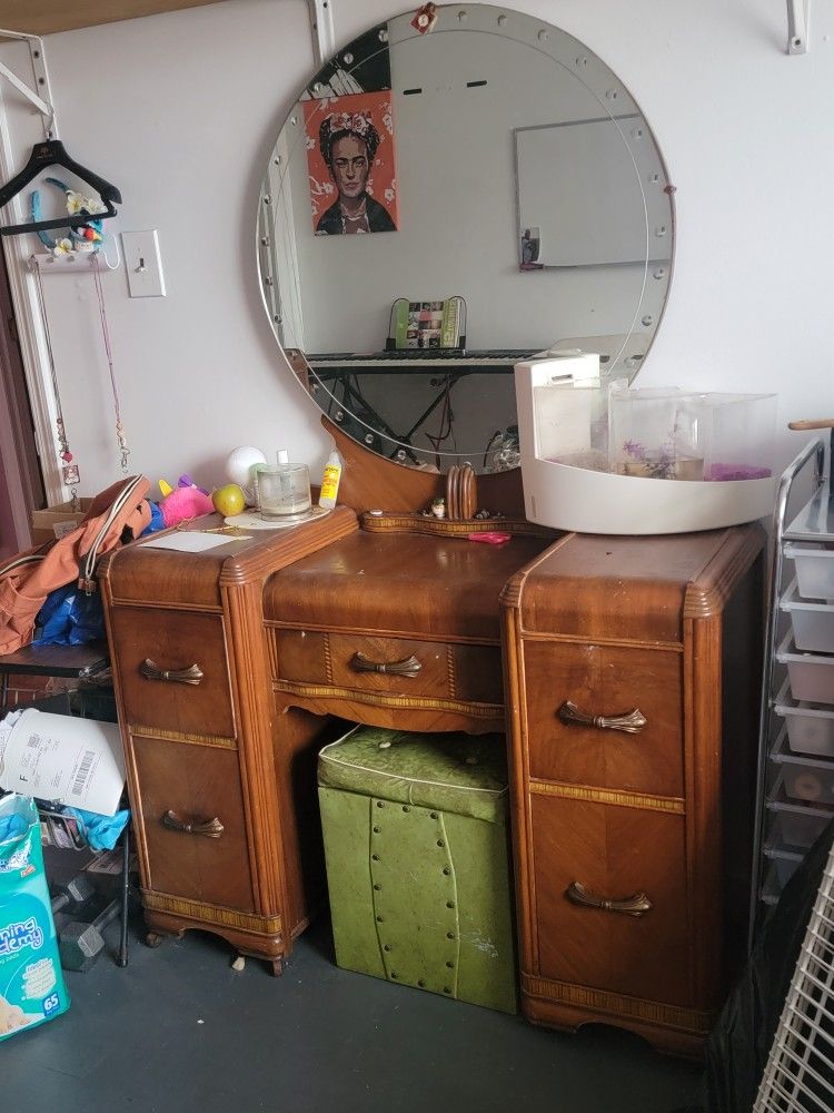 Antique Vintage Waterfall Vanity With Mirror