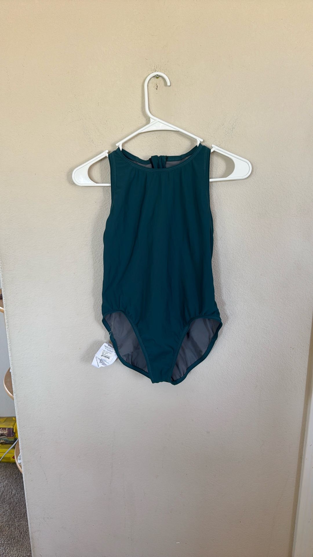 New With Tags Jolyn Womens Size 32 Waterpolo Swim Bathing Suit