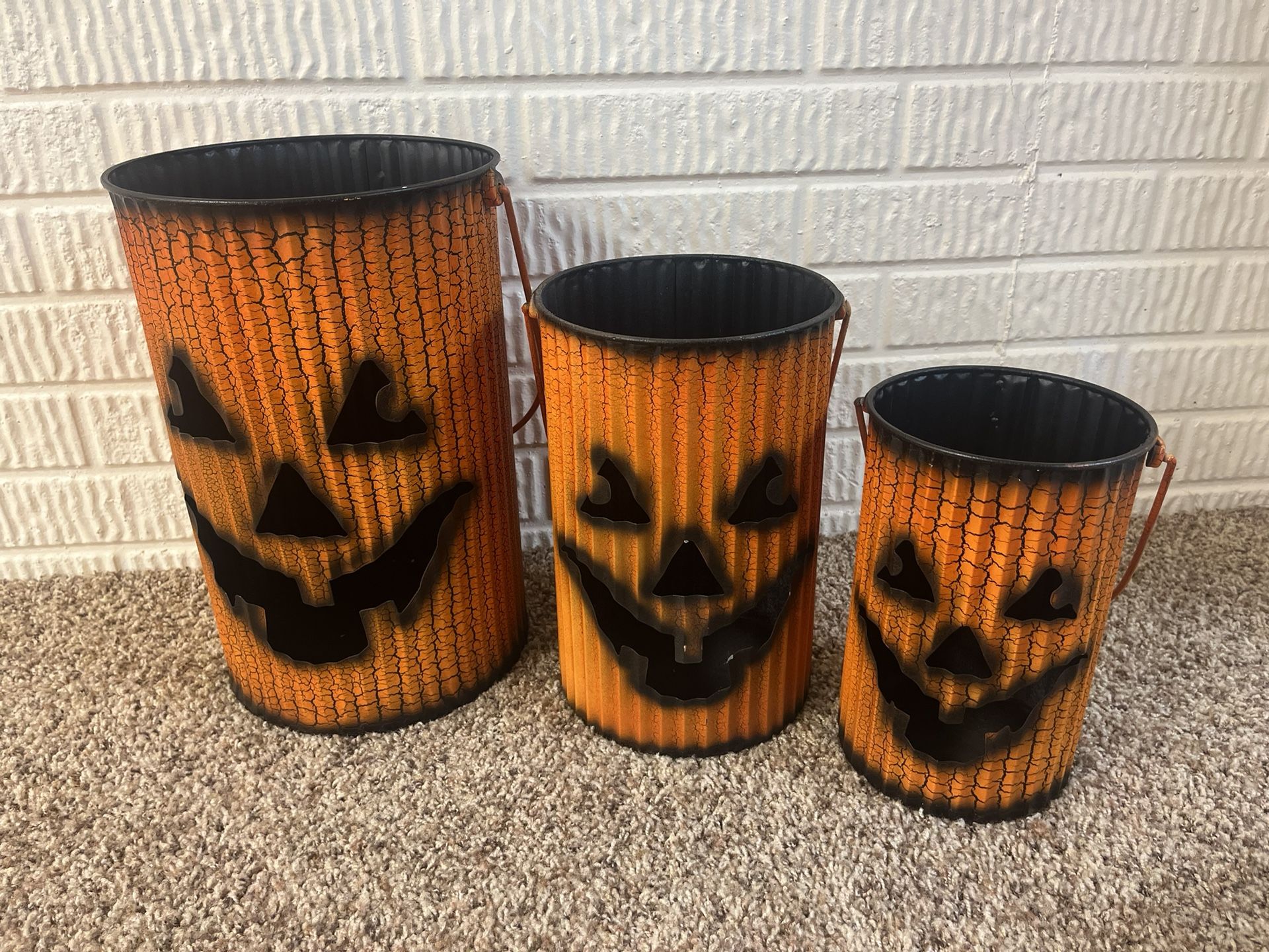 Halloween Decor