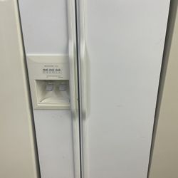 Kenmore Side By Side Refrigerator 