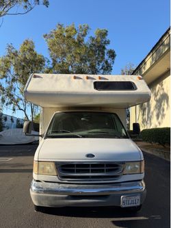 1999 Ford E-350