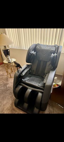 Brand New Shiatsu Massage Chair