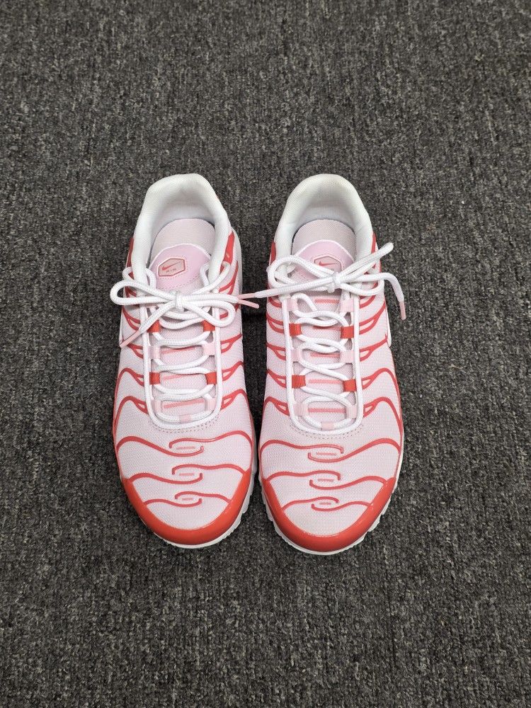 Women's Nike Air Max Plus Valentine's Day CW7040-600 Size 8.5