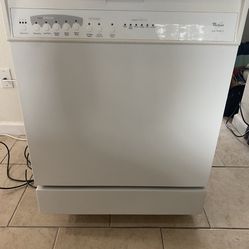Whirlpool Dishwasher Standard Size 24”