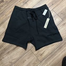 Essential Shorts 