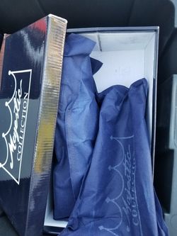 Dress shoes
