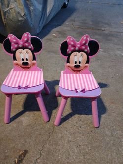 Minnie Mouse Kids Wooden Chairs – Set of 2