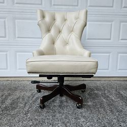 Hooker Furniture Executive Leather Swivel Tilt Desk Office Chair