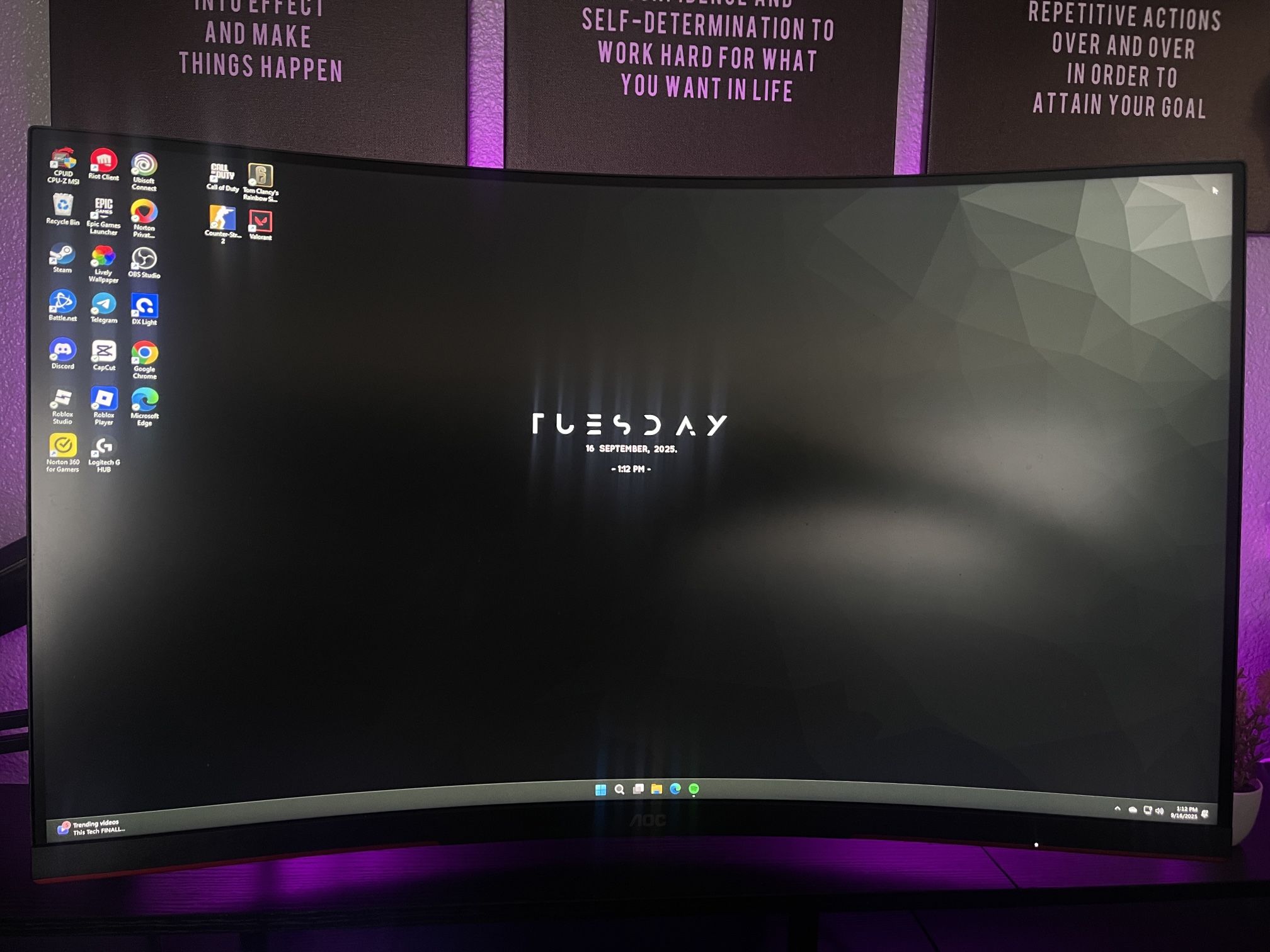AOC Gaming Monitor 31.5” Curved