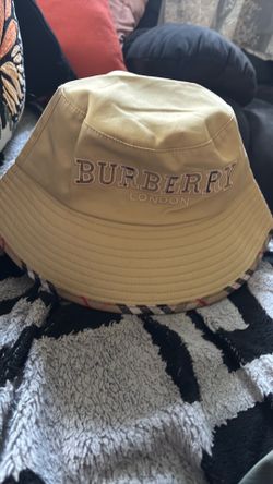 Brand new Burberry bucket