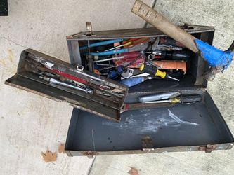 Craftsman Tool Box With Tools