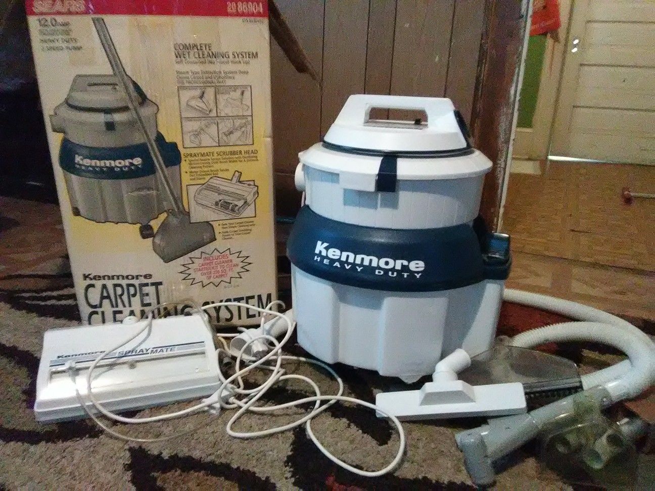Kenmore all in one carpet cleaning system its a vacuum and carpet shampooer and upholstery cleaner works great in great condition
