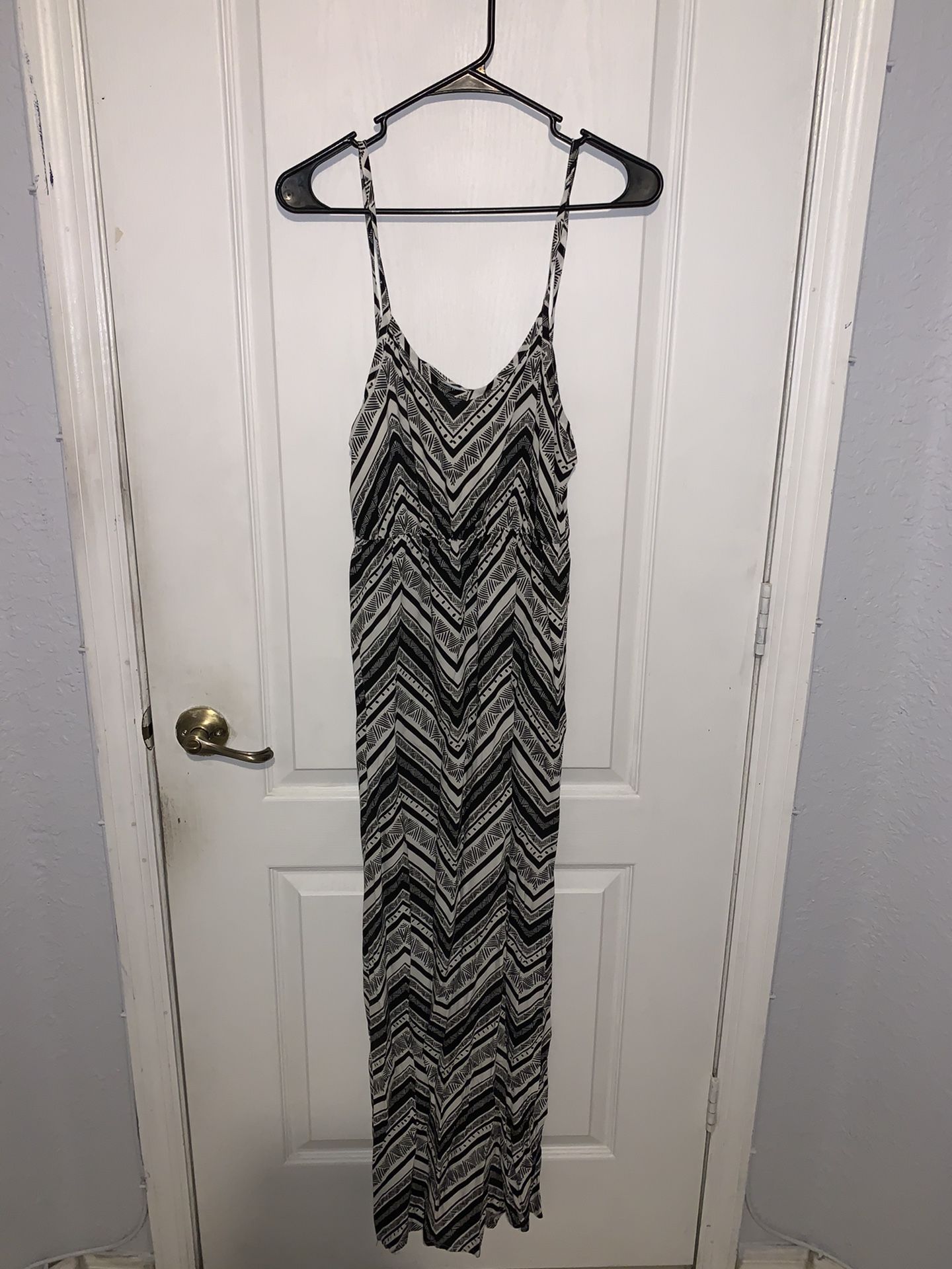 black and white tribal maxi dress - Small