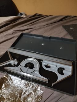 Professional 4-Piece Combination Square Set with Case