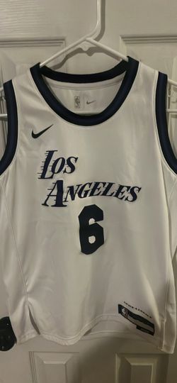Nike NBA Los Angeles Lakers LeBron James  Large 14/16 number 6 Jersey