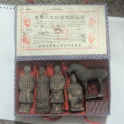 Vintage Terracotta Qin Shi Huang Warriors dynasty 5 clay statues