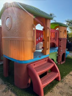 Step2 Naturally Playful Clubhouse Climber with Two Slides Playground