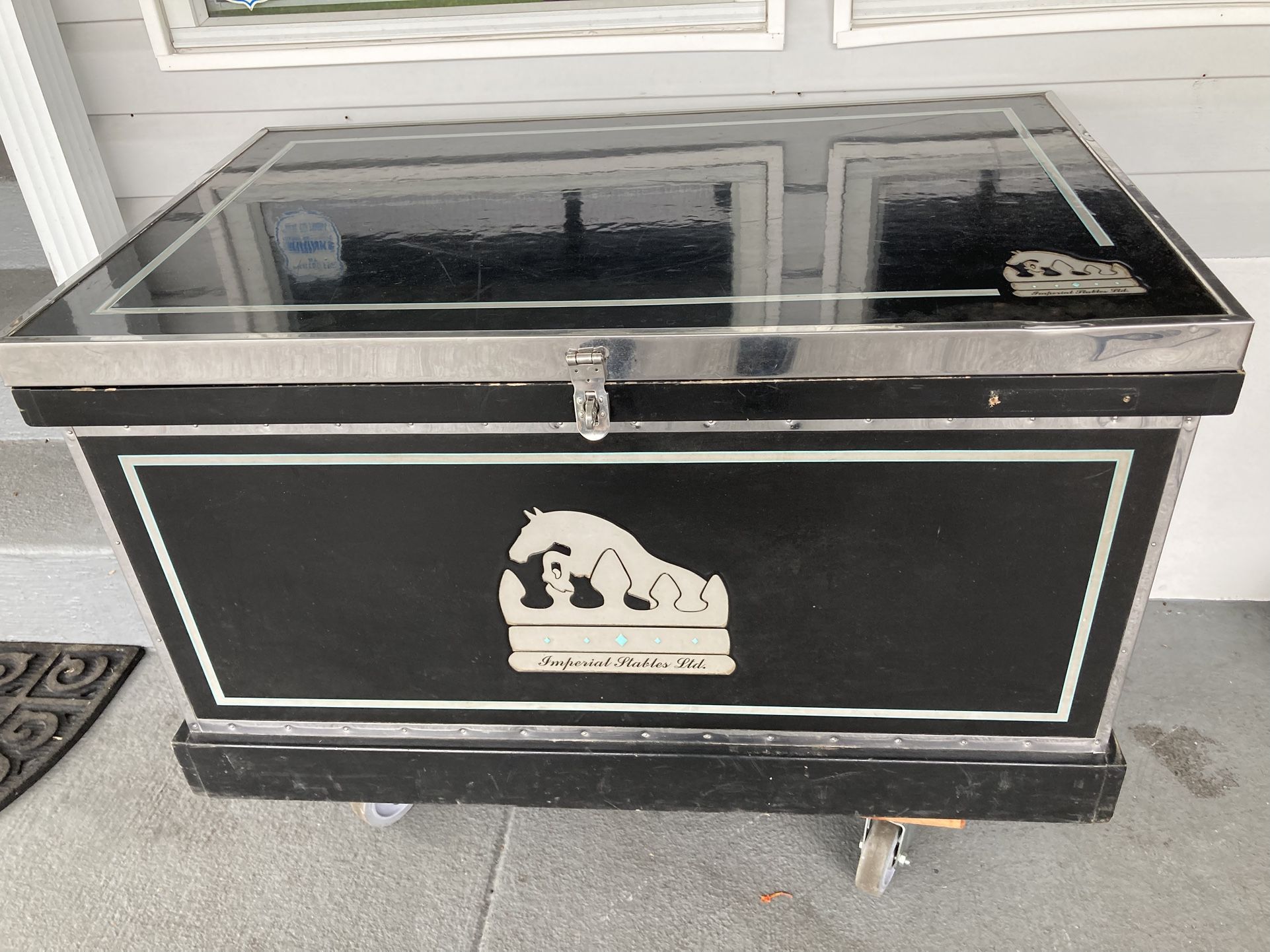 Phoenix West Wood Tack Trunk