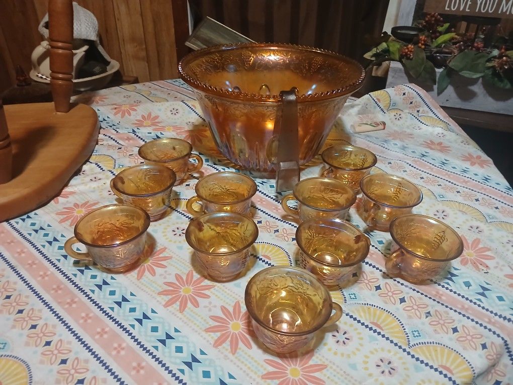 Vintage Indiana Harvest Stained Glass Punch Bowl Set