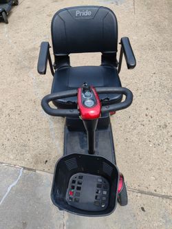 Mobility scooter