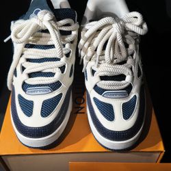 Louis Vuitton ( NAVY BLUE) 