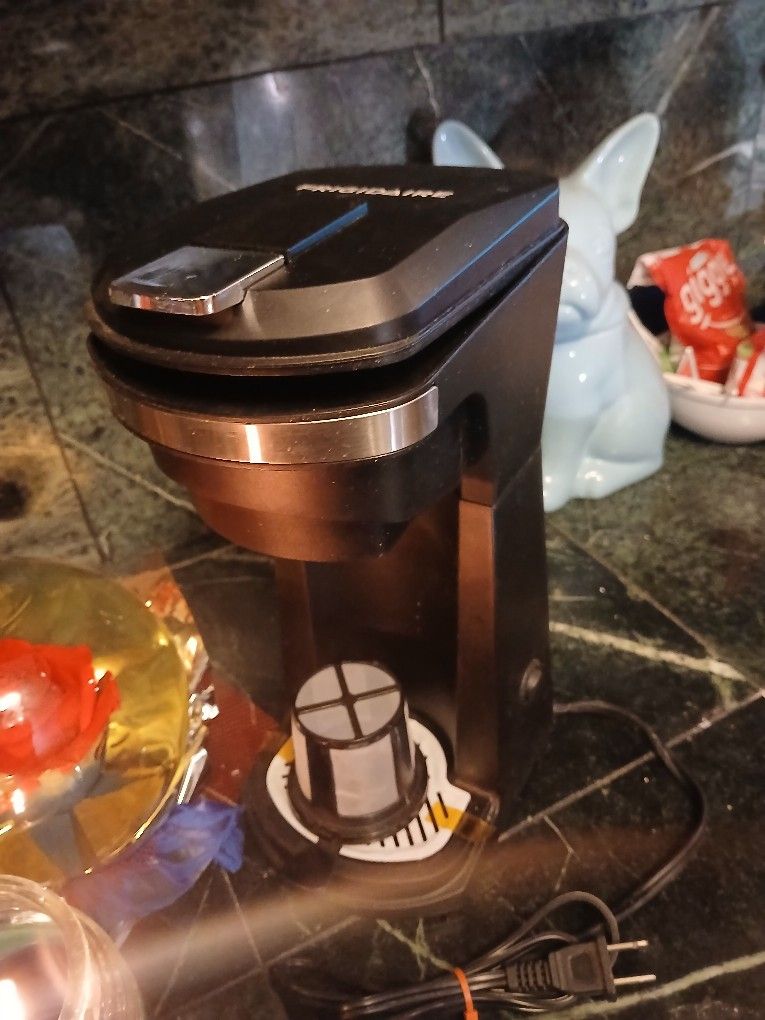 Frigidaire Coffee Pod Machine