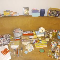 Lots Of Art Supplies 