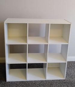 9 Cube Storage Organizer - White Color - Used Condition